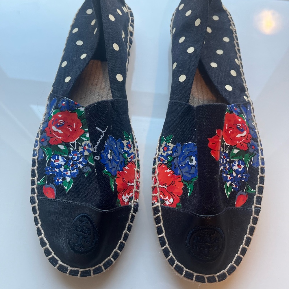 Tory Burch Floral Espadrilles - 9.5
